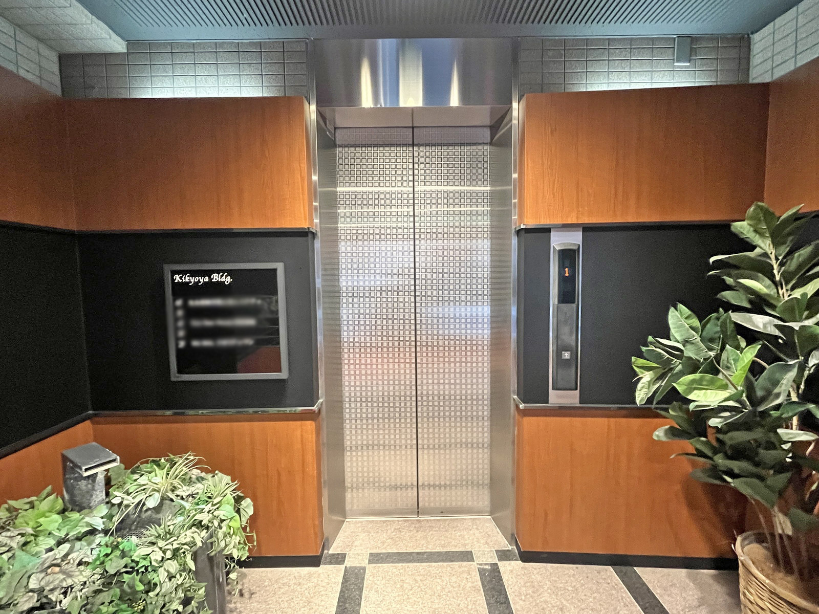 エレベーター(1基)