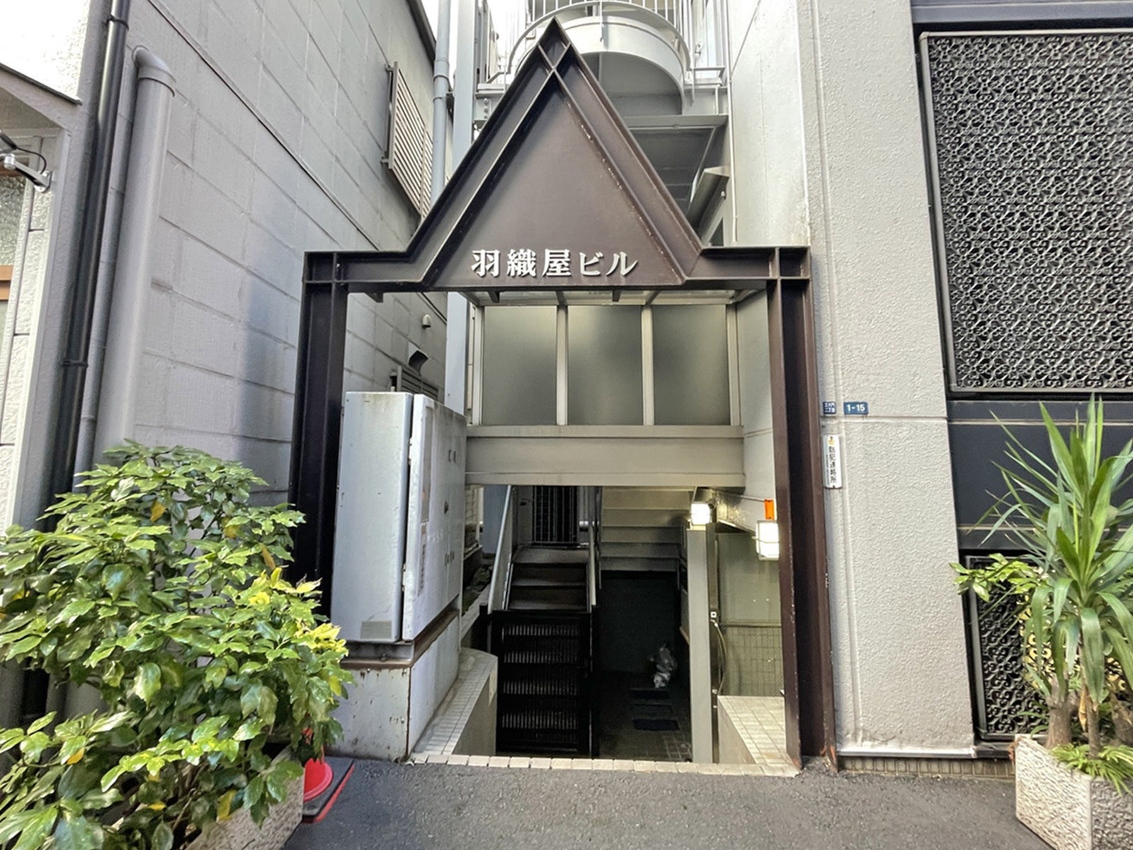 エントランスアプローチ