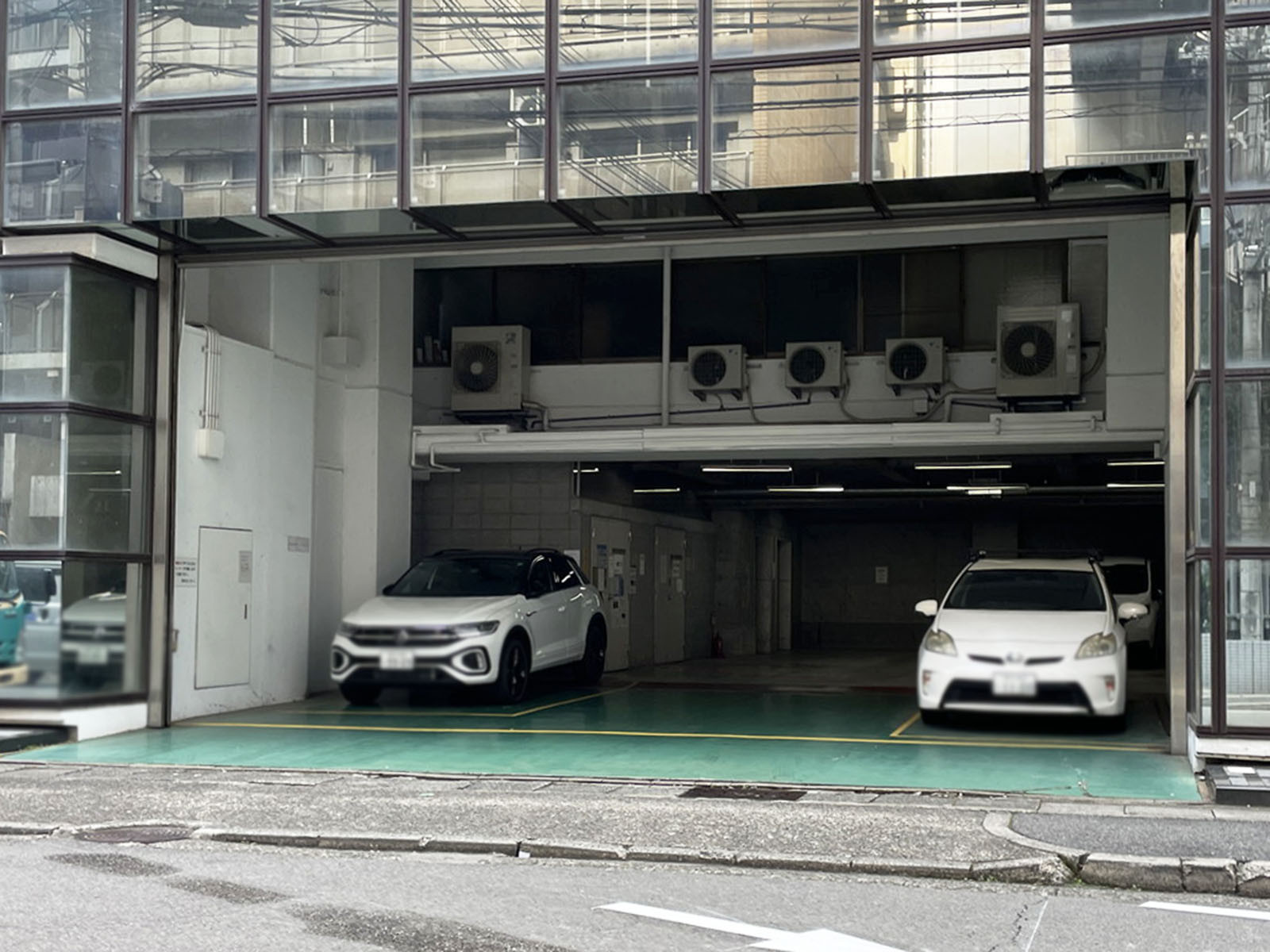 駐車場