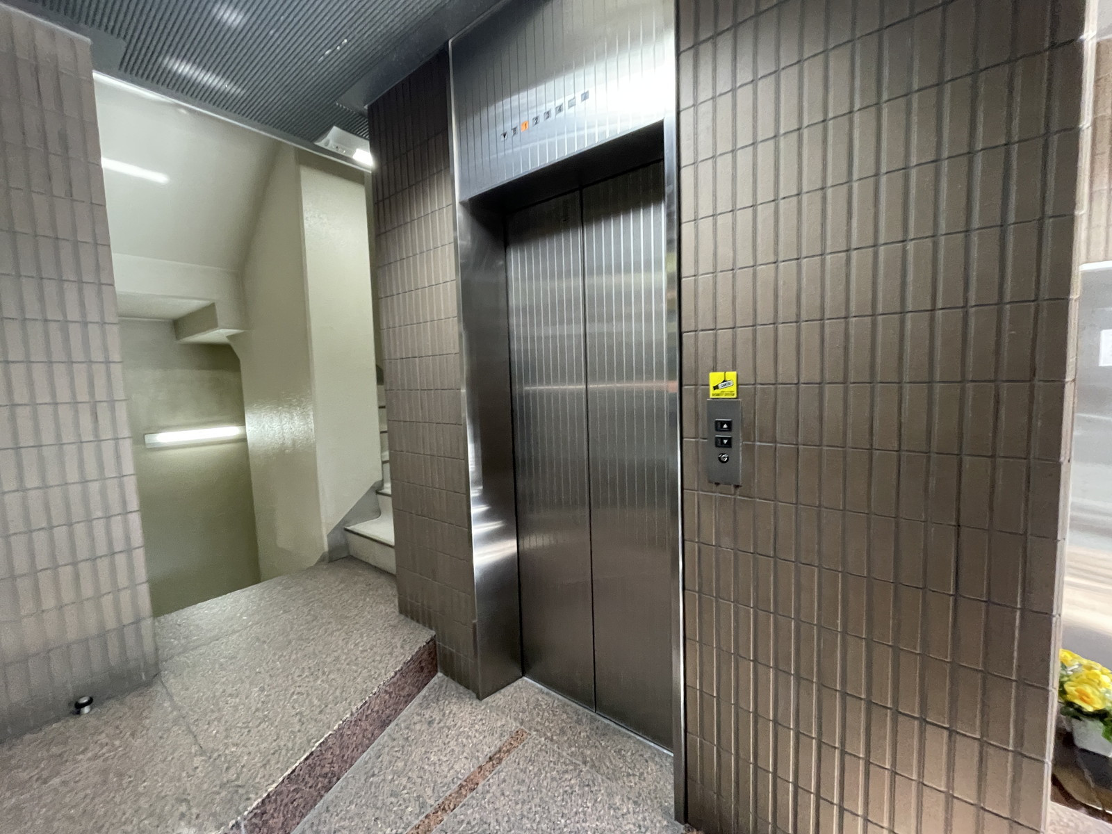 エレベーター