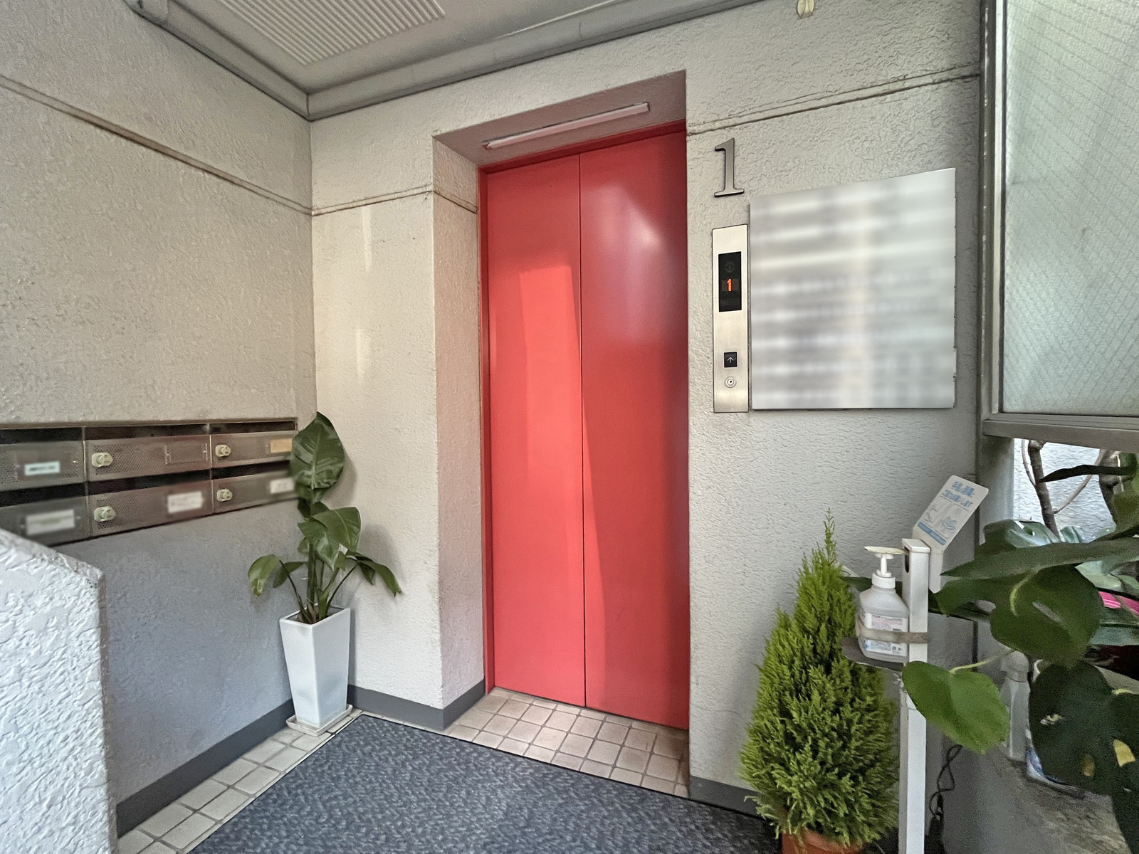 エレベーター（1基）