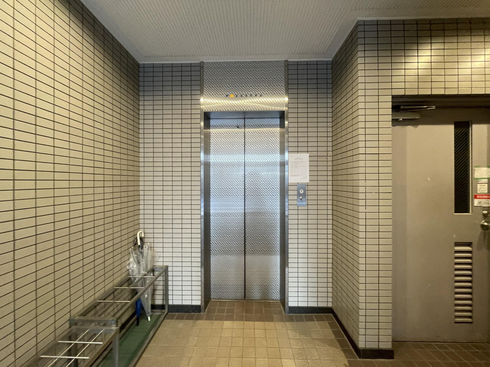 エレベーター