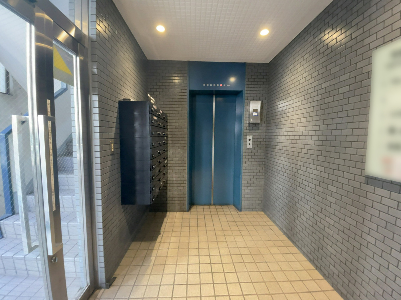 エントランス