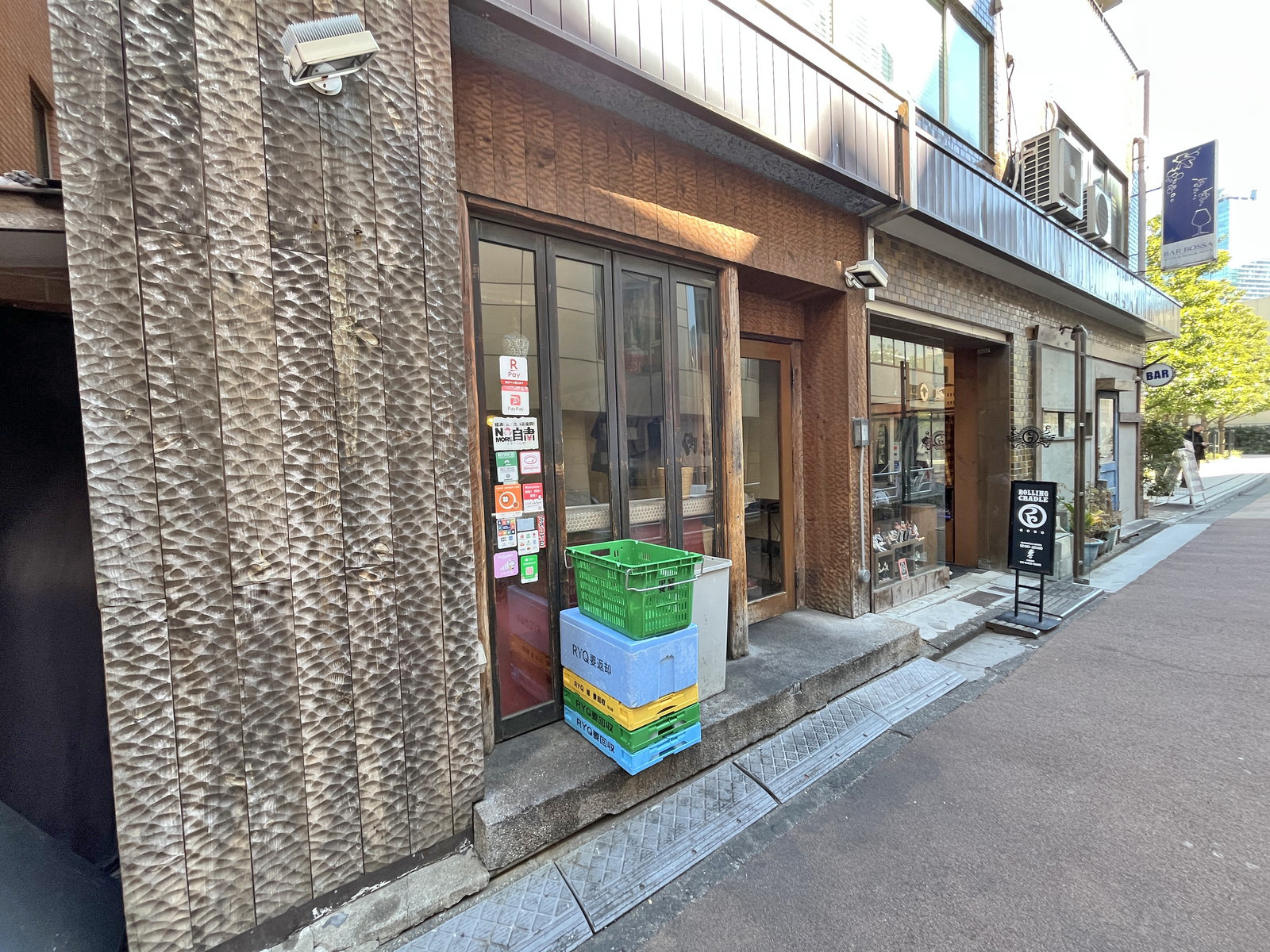 1階テナントの様子