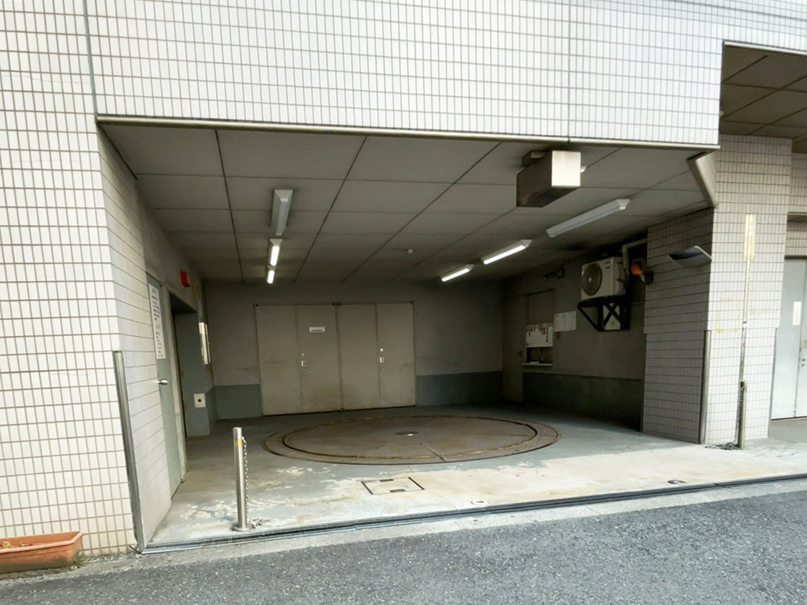 駐車場