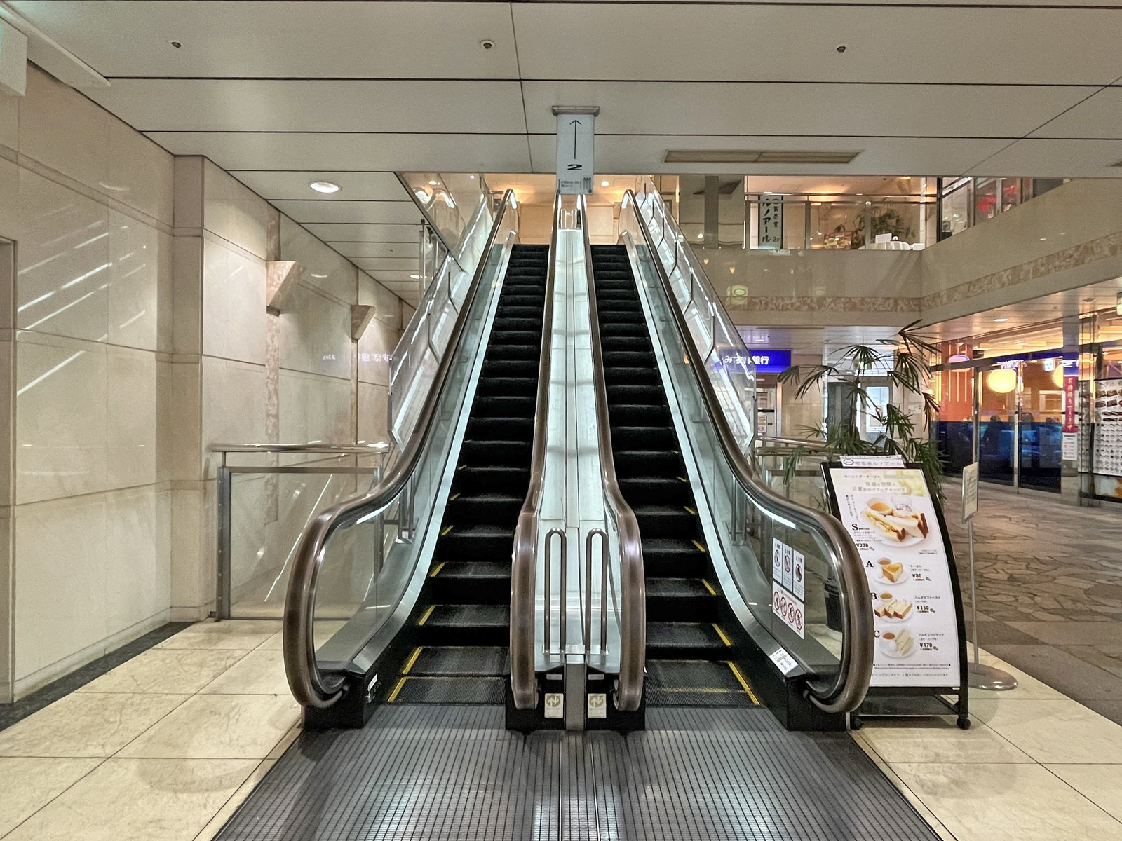 エスカレーター