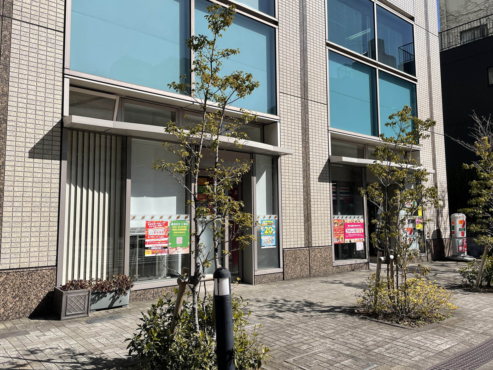 1階のセブンイレブン 中央区新川1丁目店