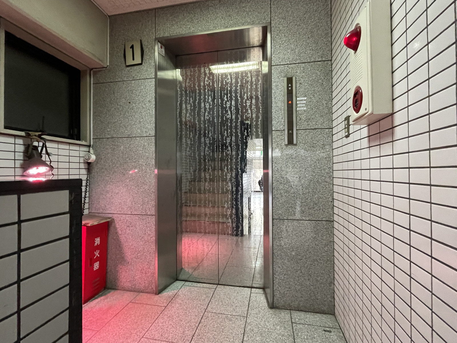 エレベーター