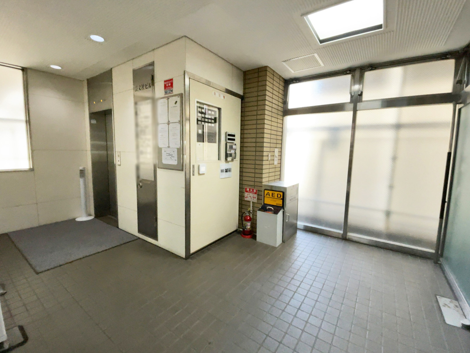エントランス