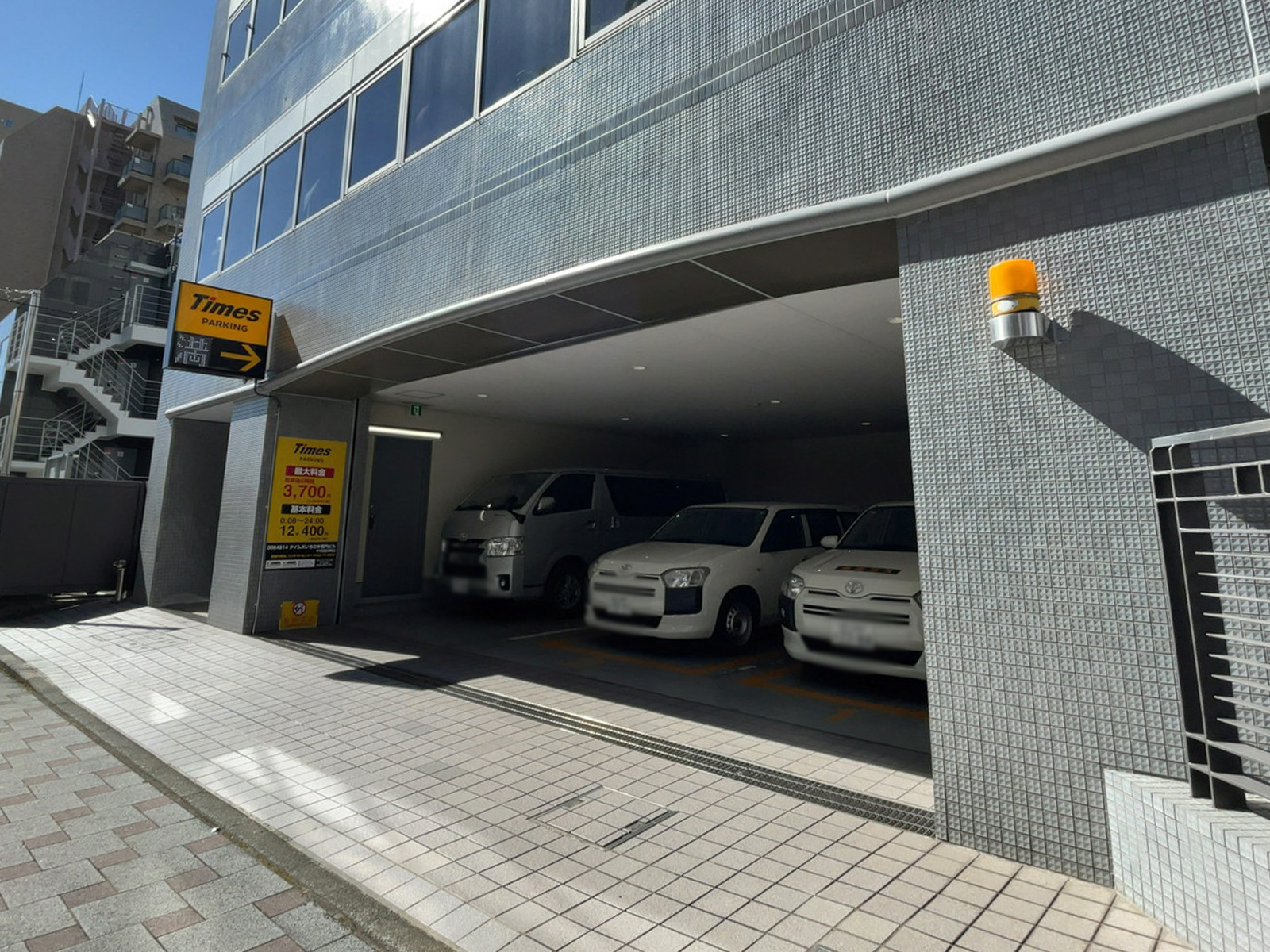 敷地内のコインパーキング