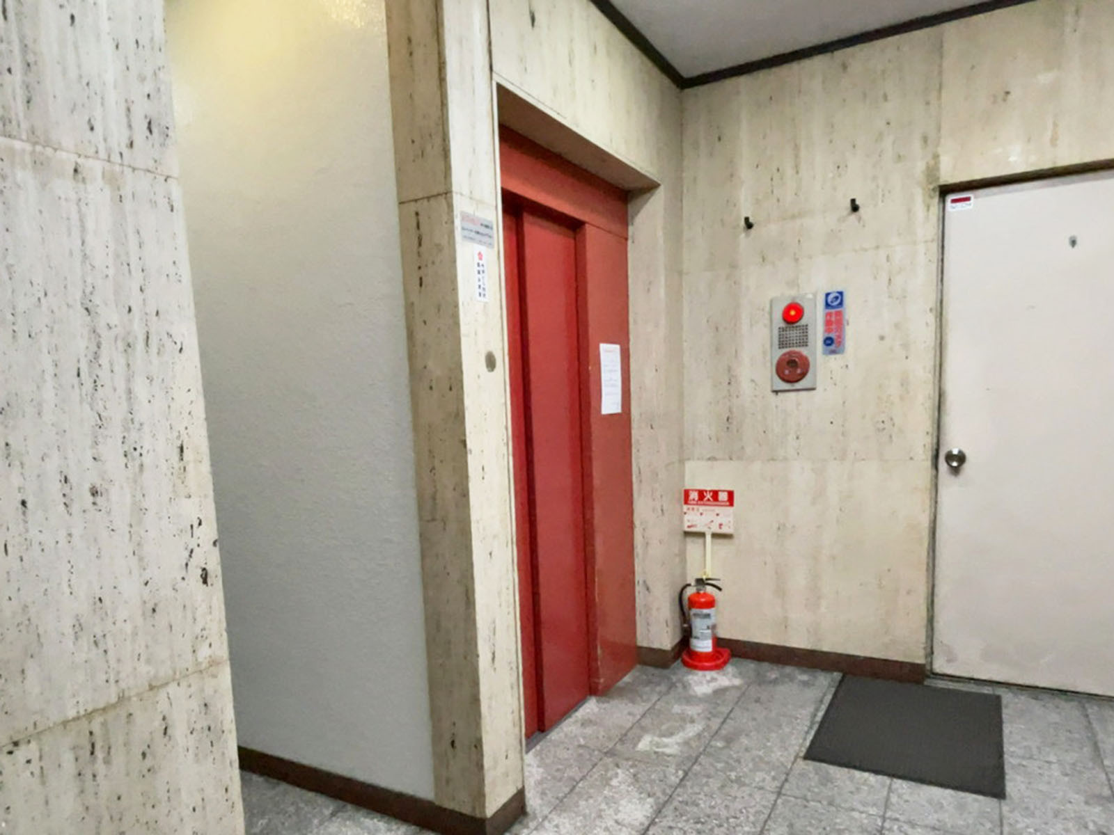 エレベーター
