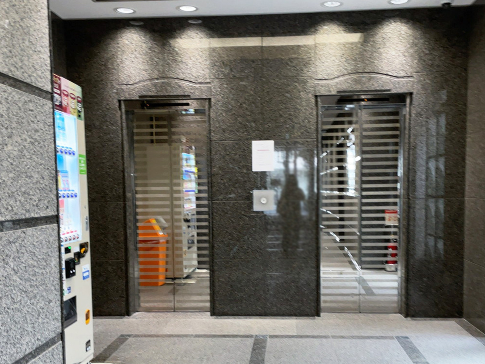 エレベーター
