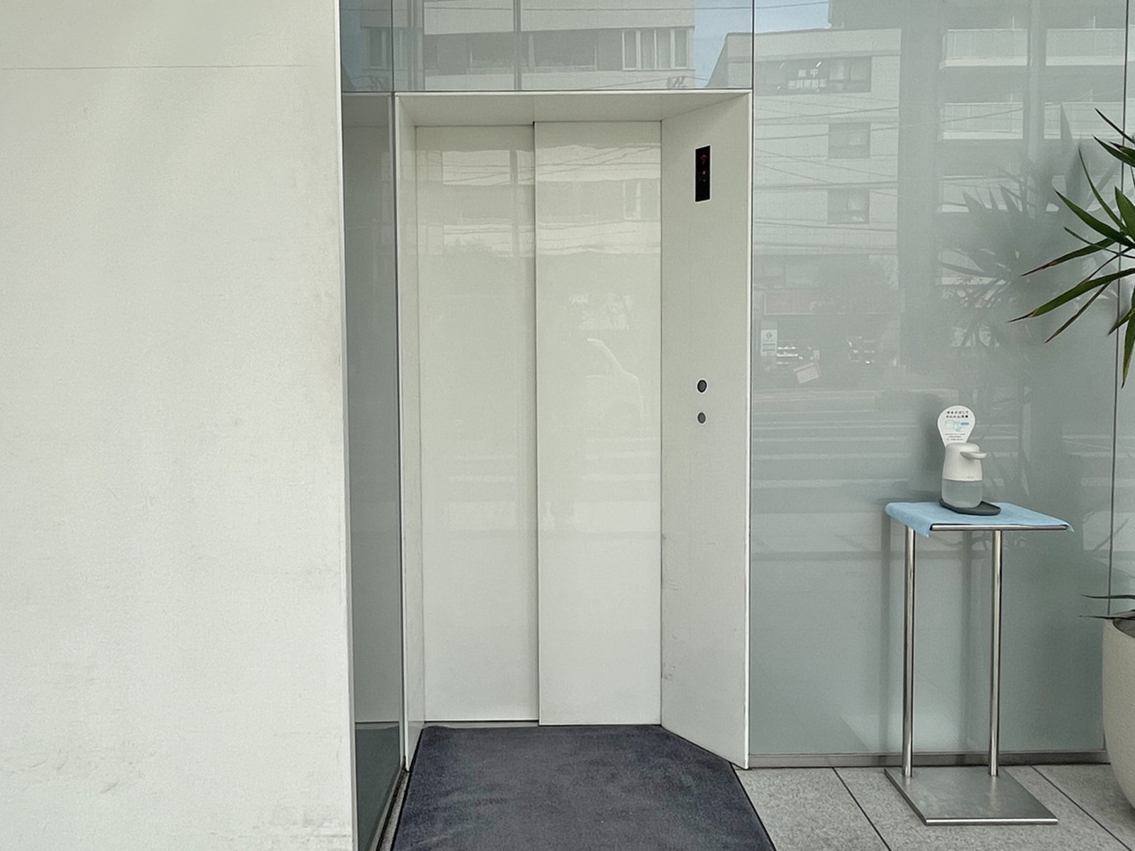 エレベーター(1基)
