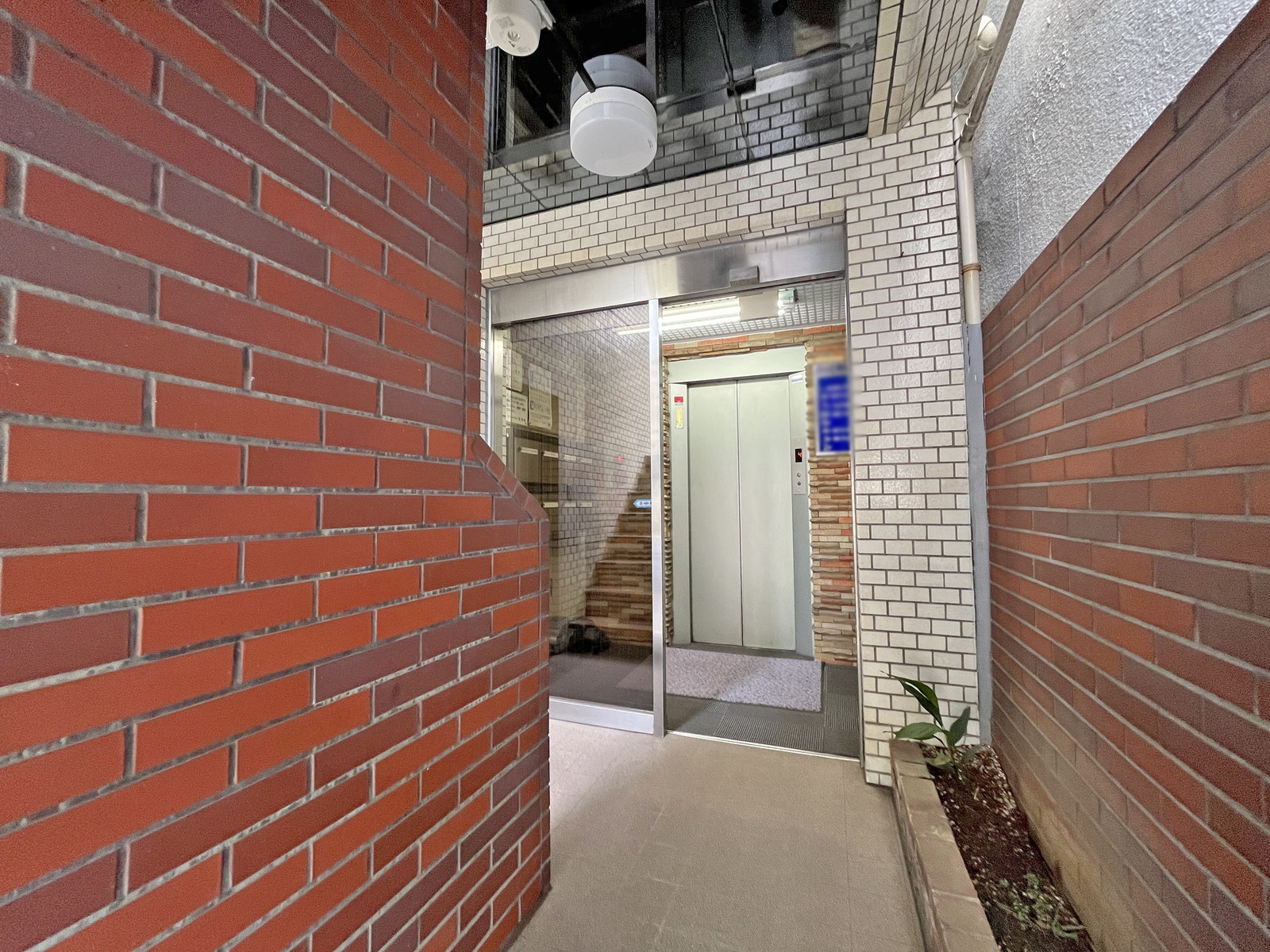 エントランス