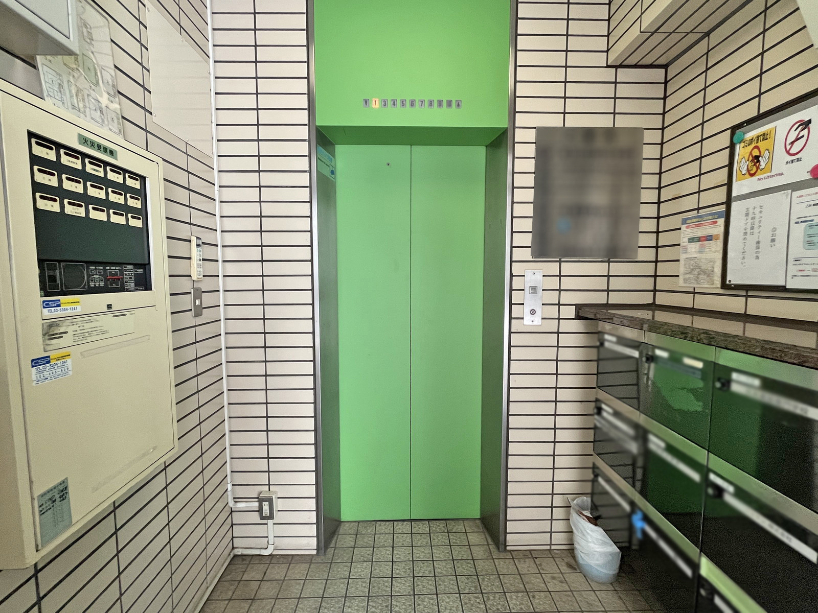 エレベーター（1基）