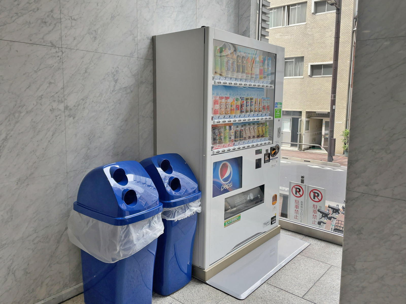 1階の自動販売機