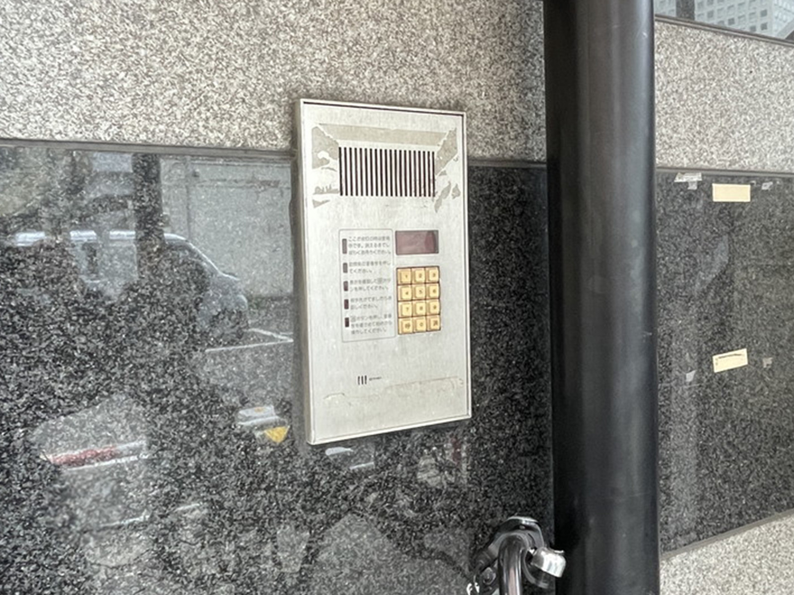 インターホン