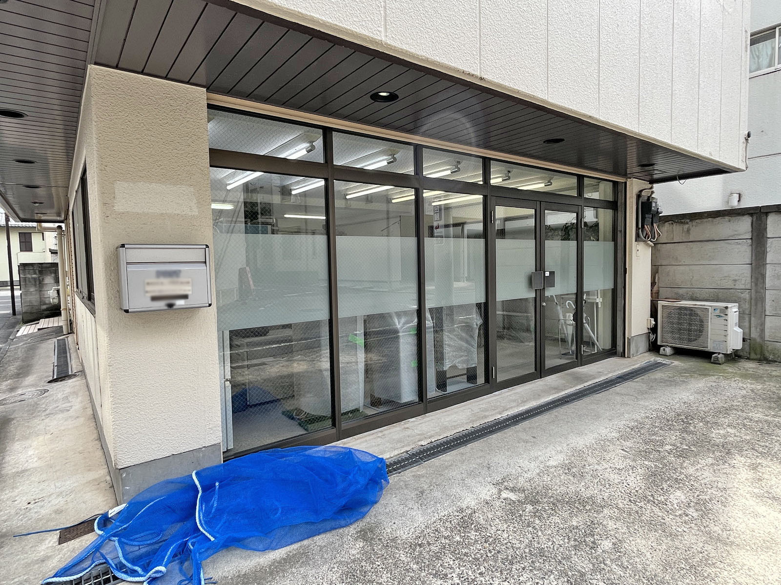 1階テナントの様子