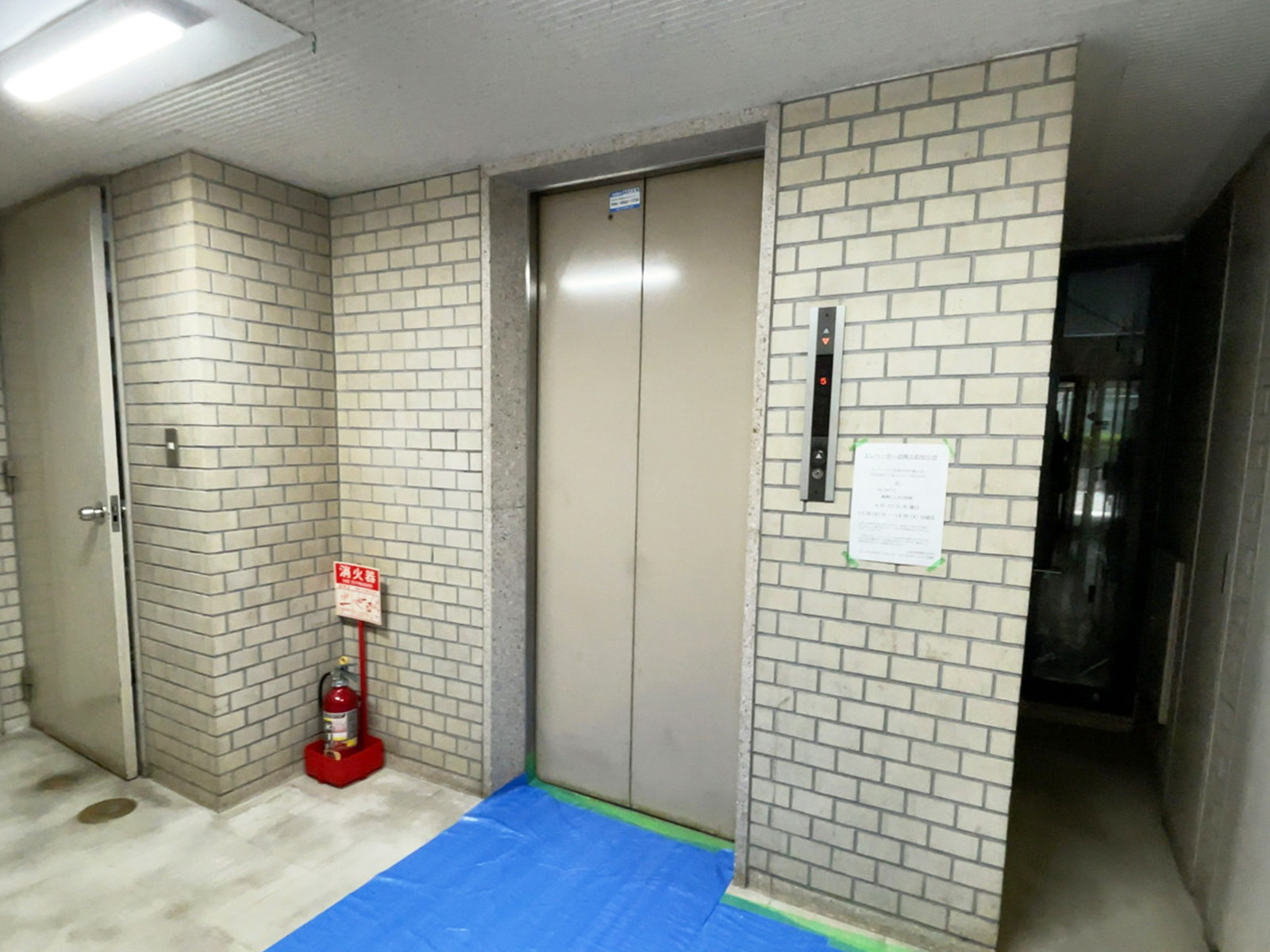 エレベーター