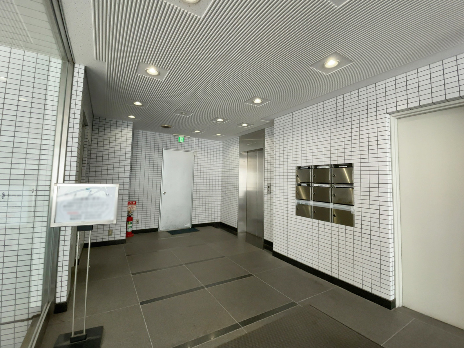 エントランス