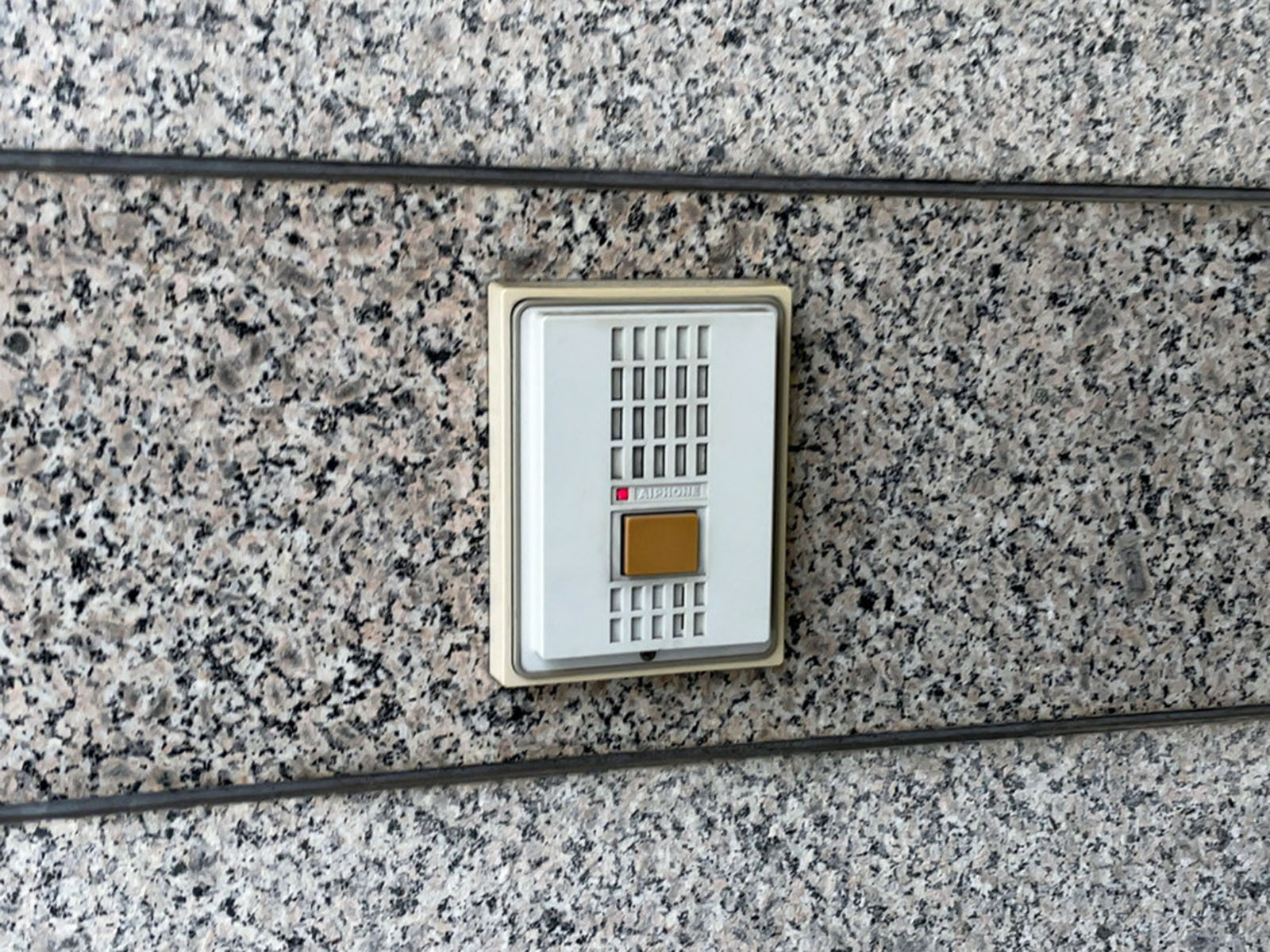 インターホン