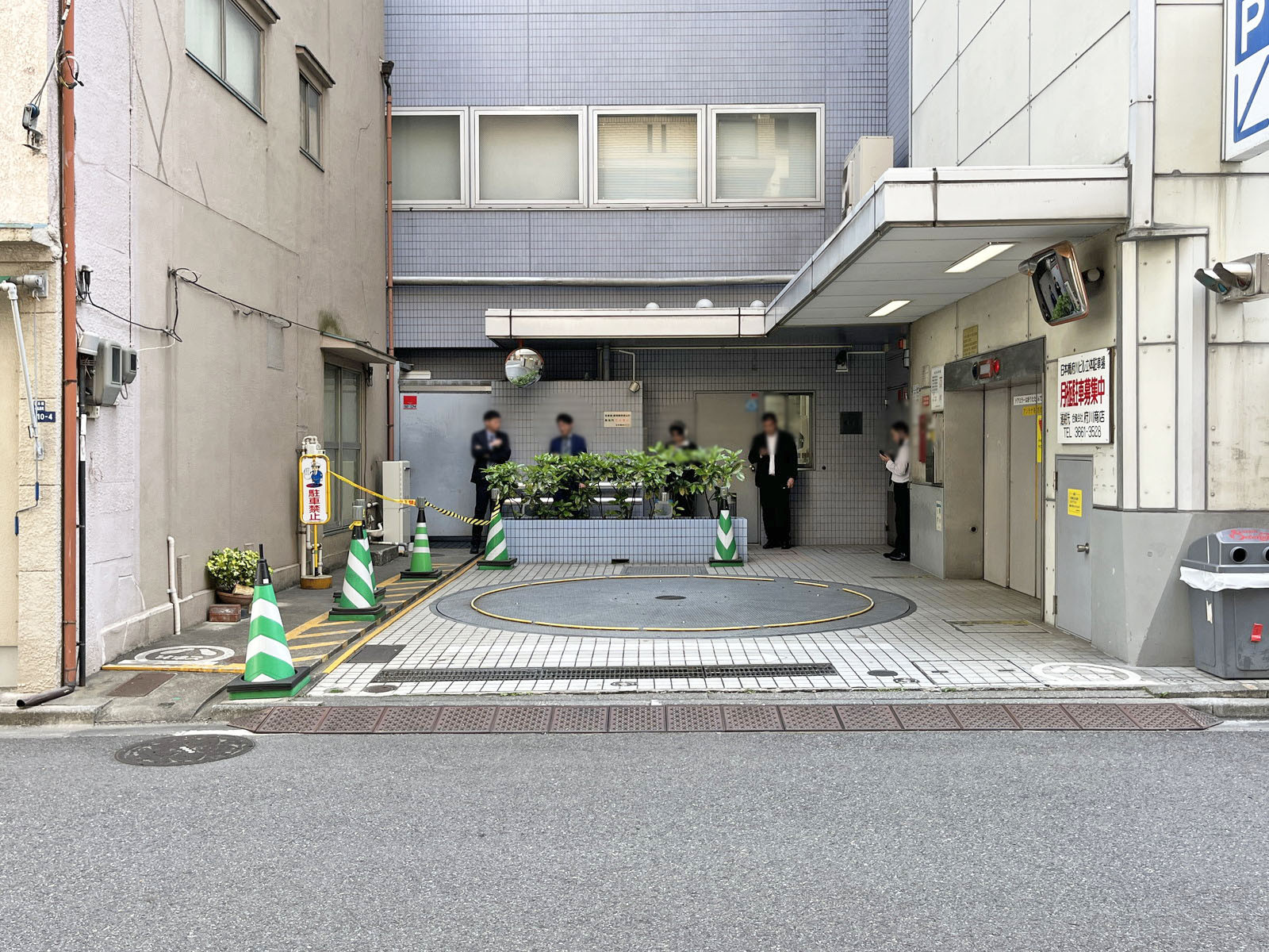 駐車場