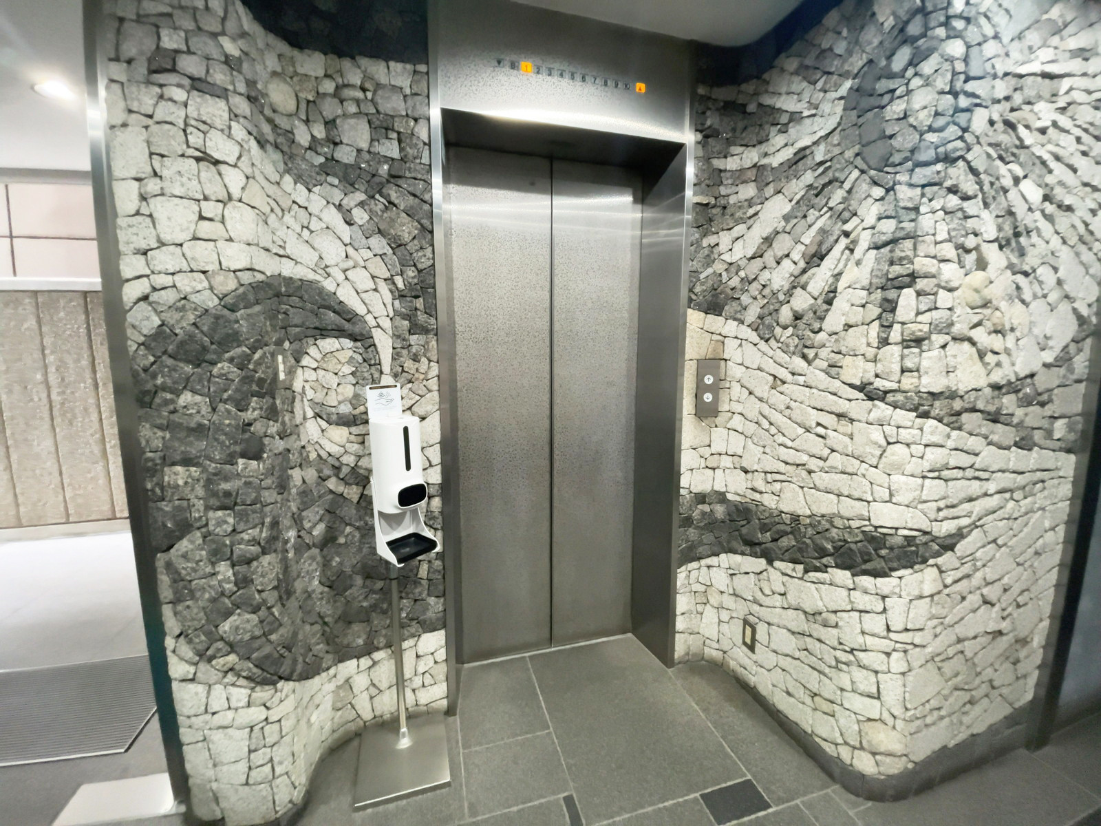 エレベーター