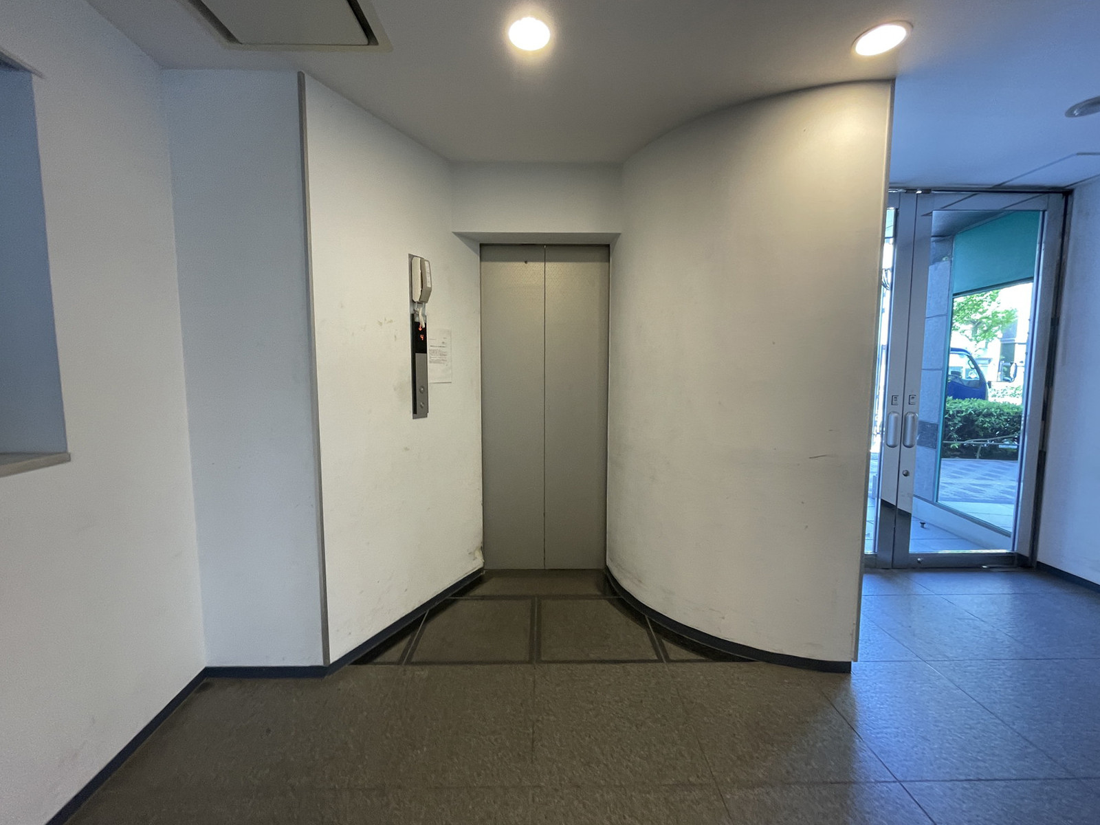 エレベーター
