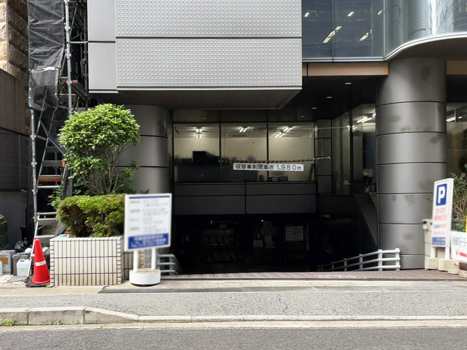駐車場
