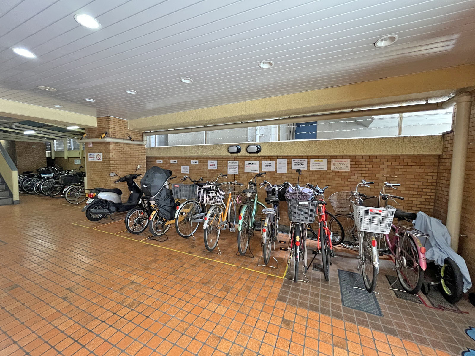 駐輪場