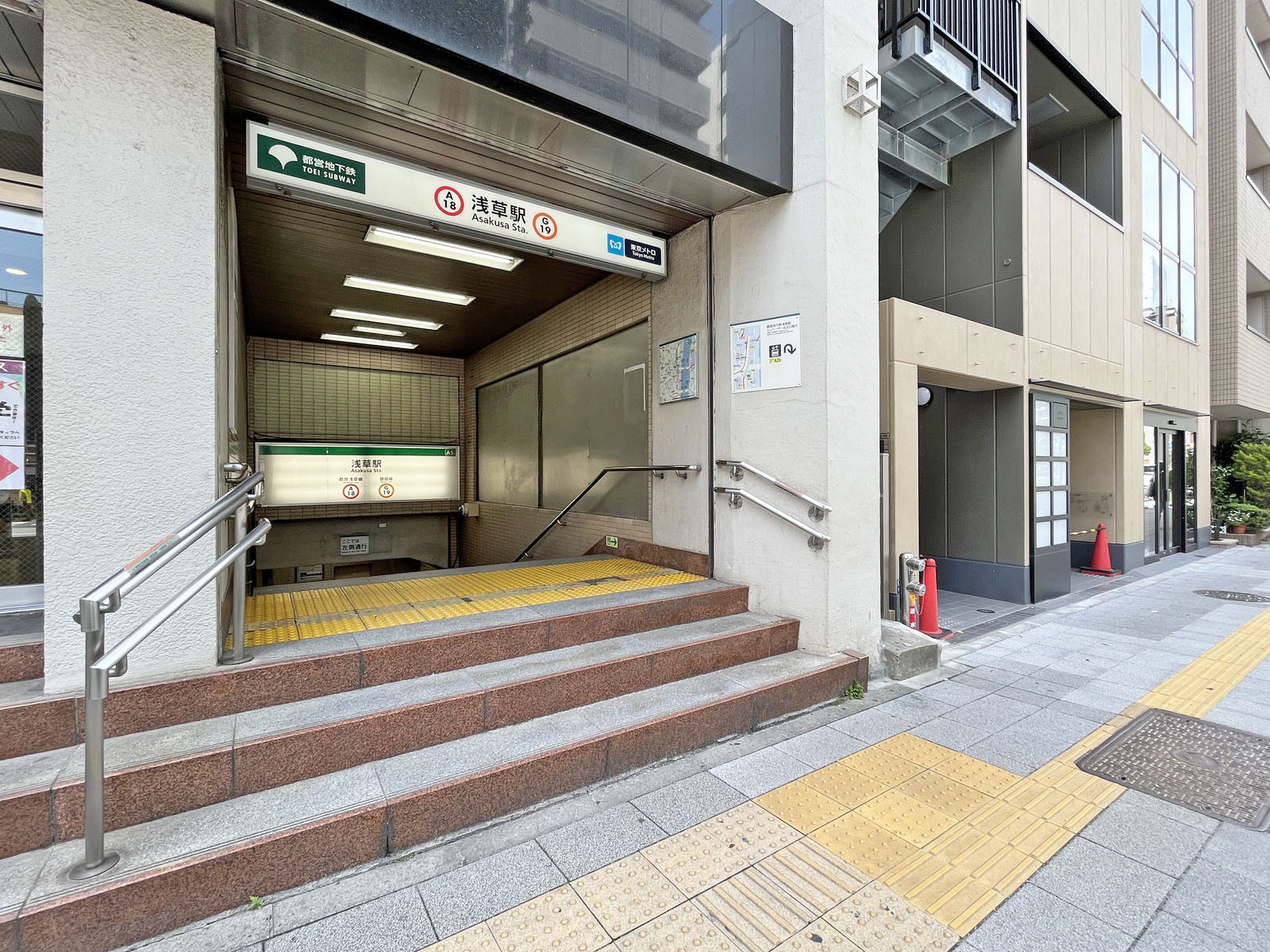 「浅草駅」A5出口隣に立地