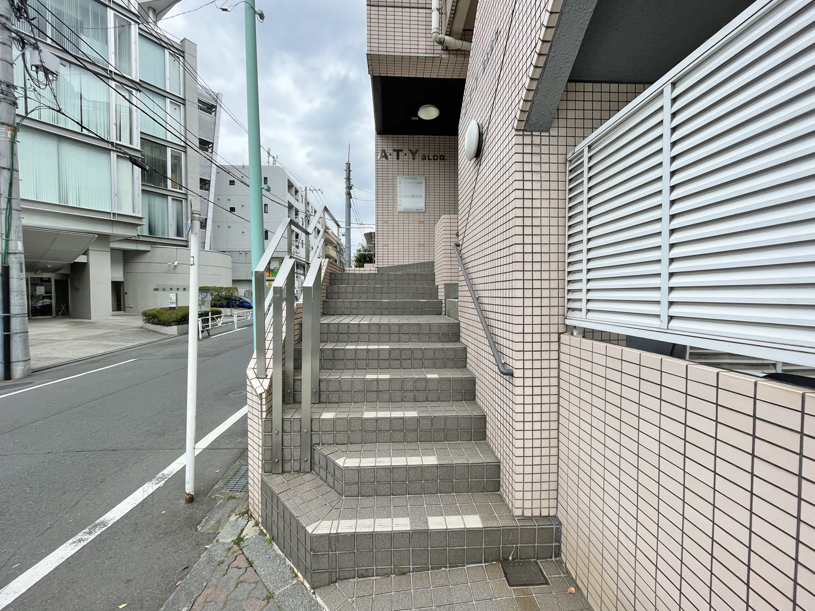 エントランスアプローチ