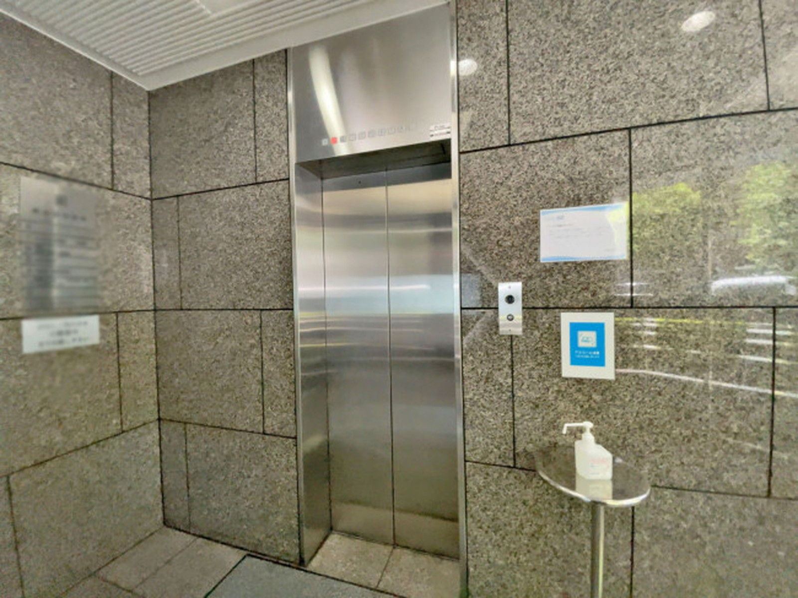 エレベーター