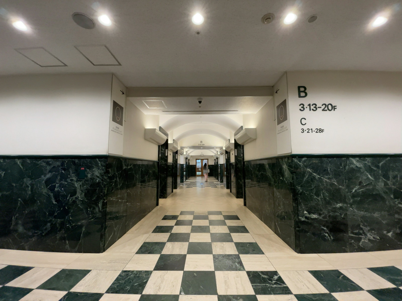 エレベーターホール