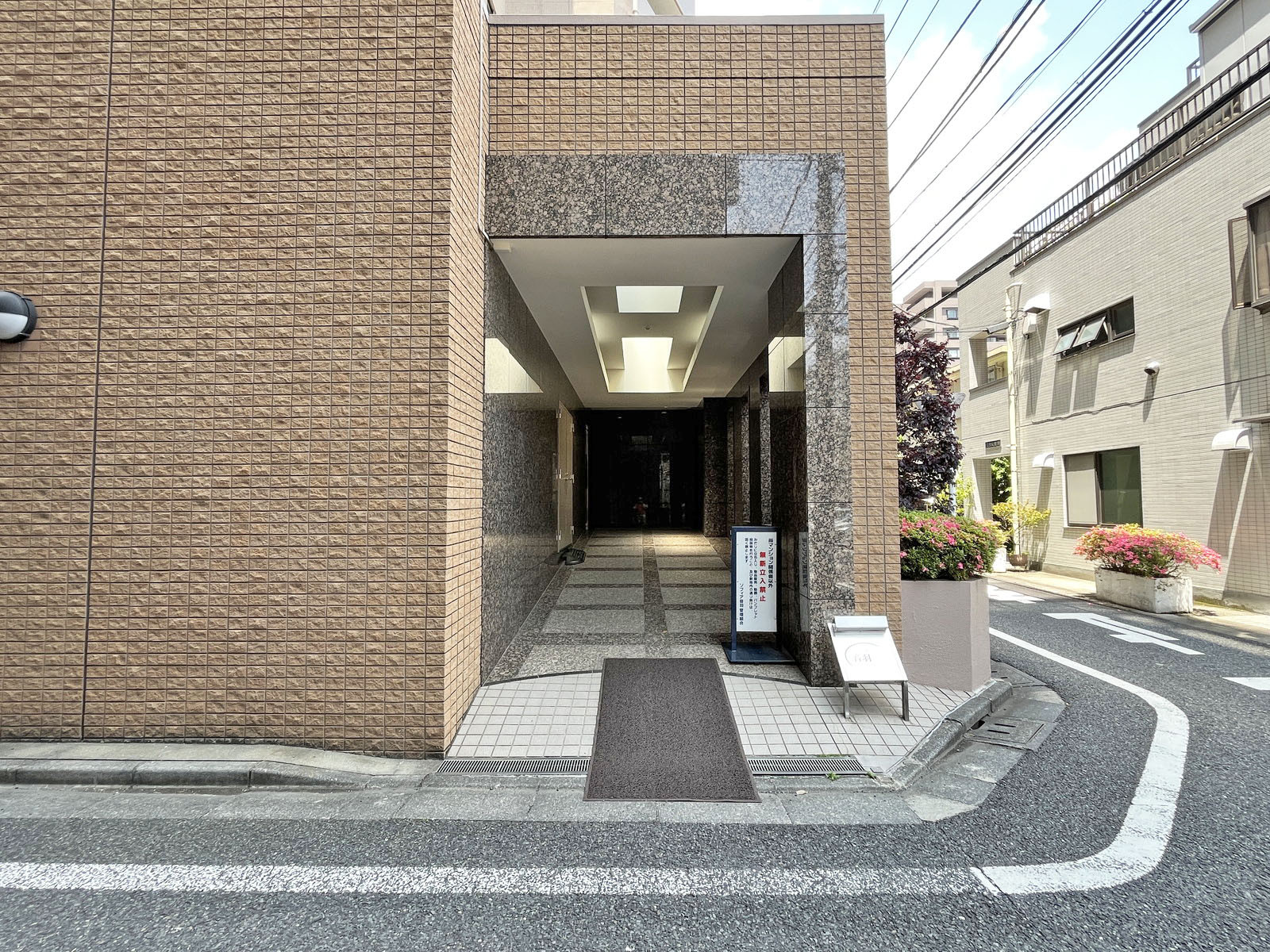 建物出入口