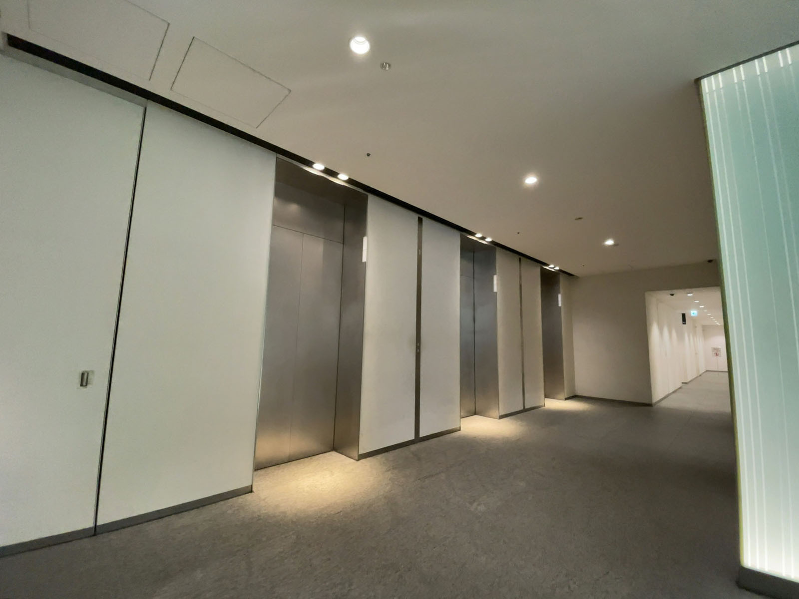 エレベーターホール