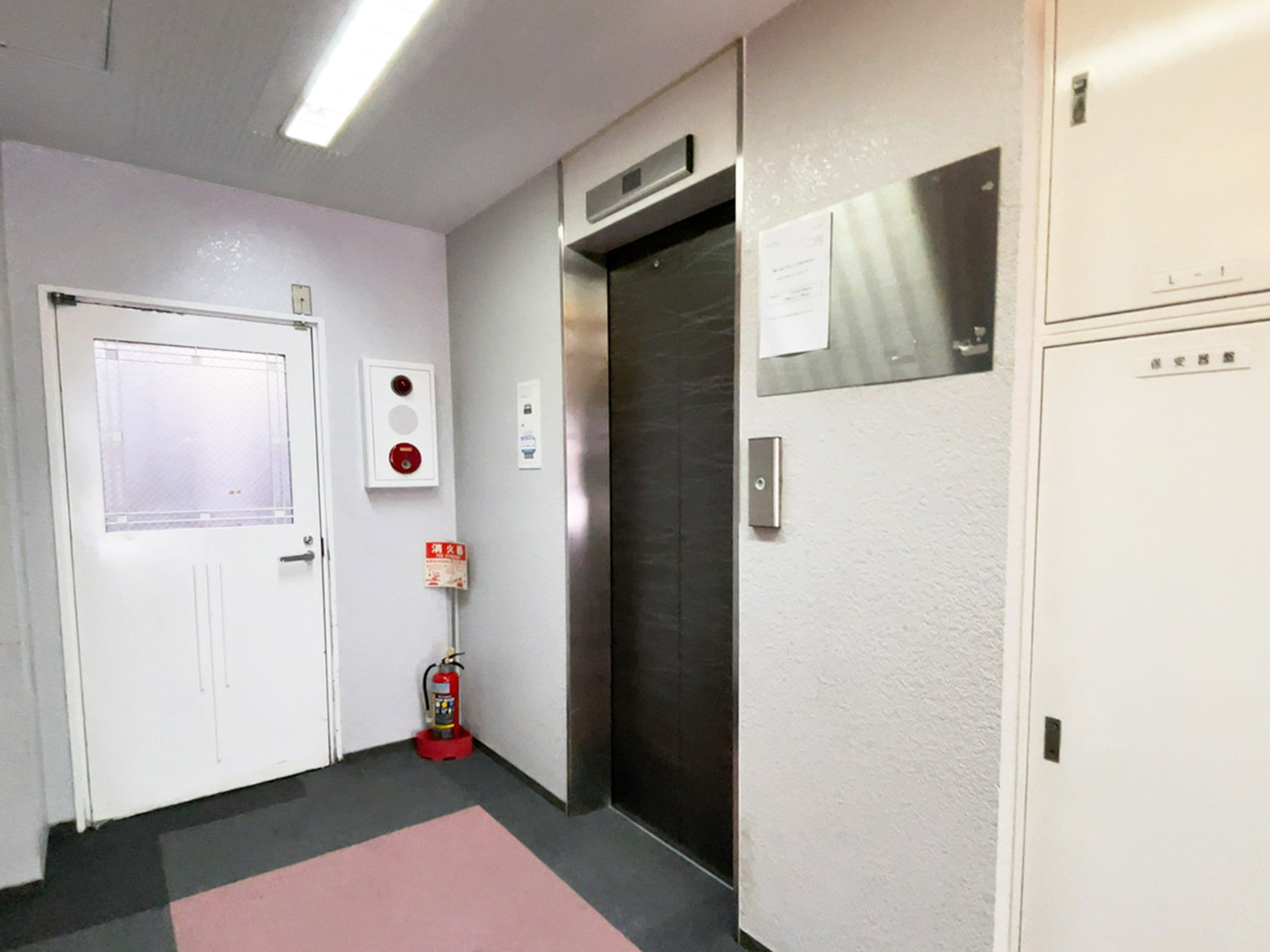 エレベーター(1基)