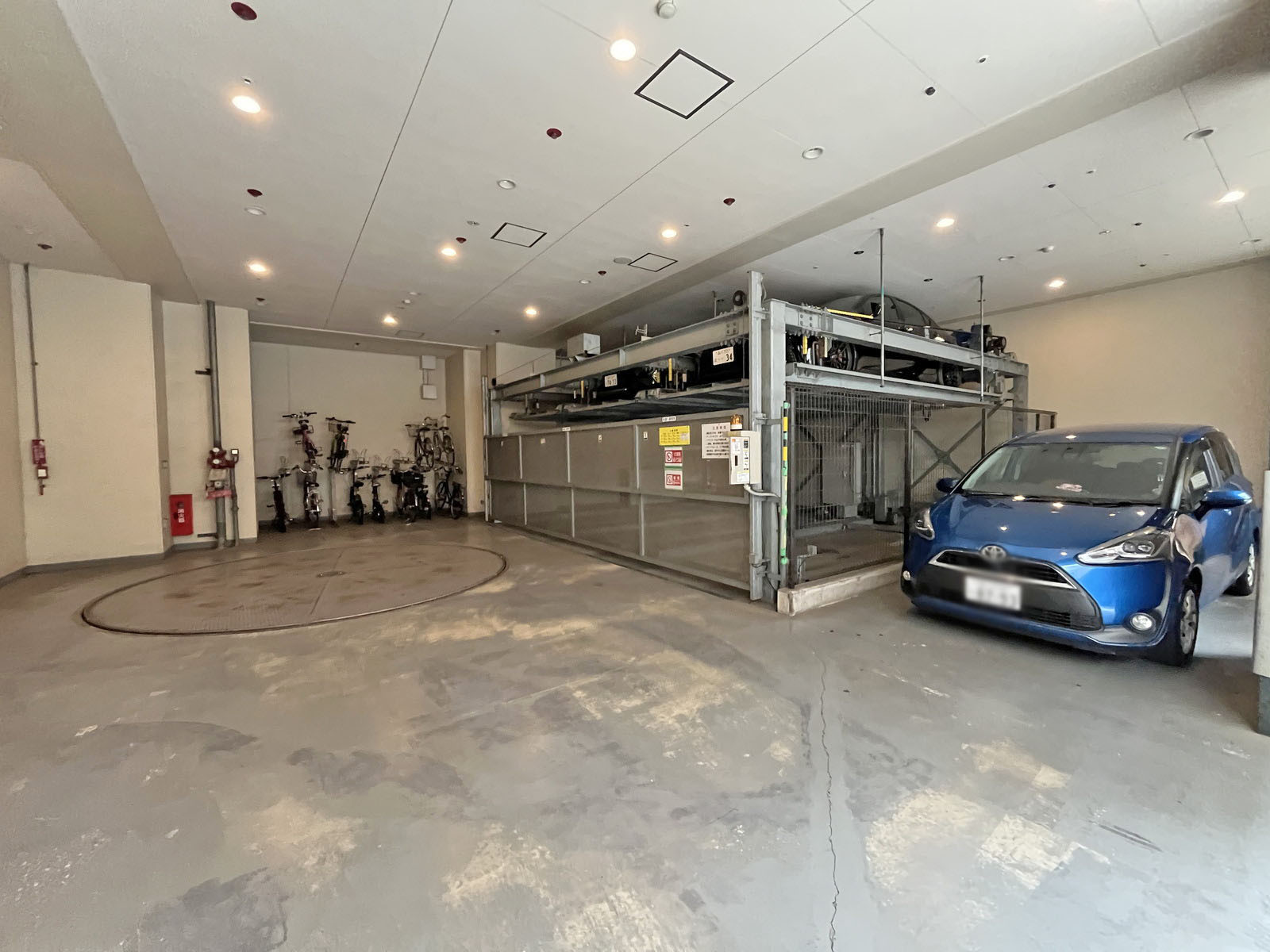 駐車場