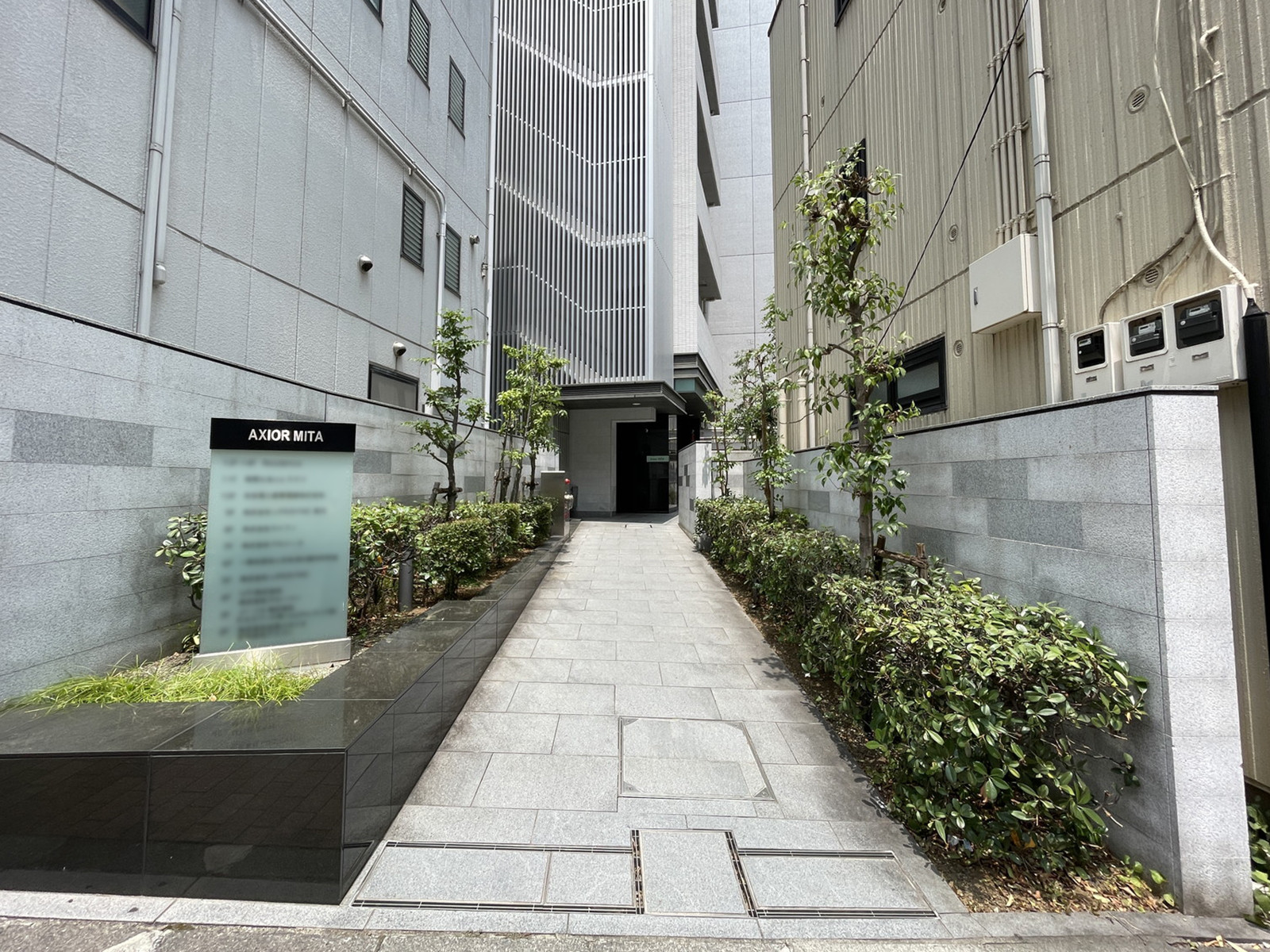 エントランスアプローチ