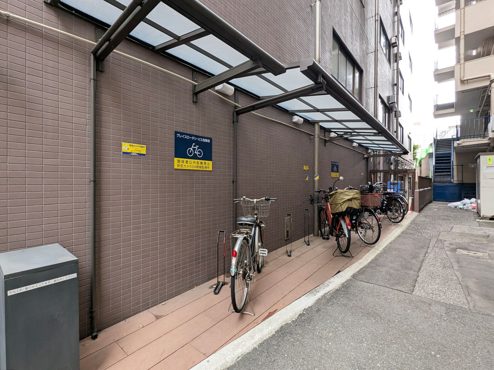 駐輪場