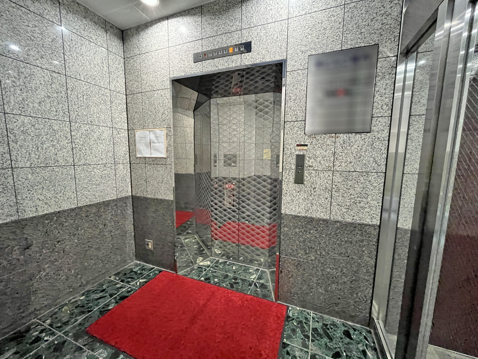 エレベーター(1基)