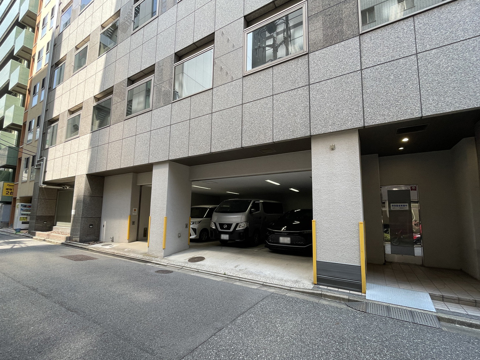 駐車場