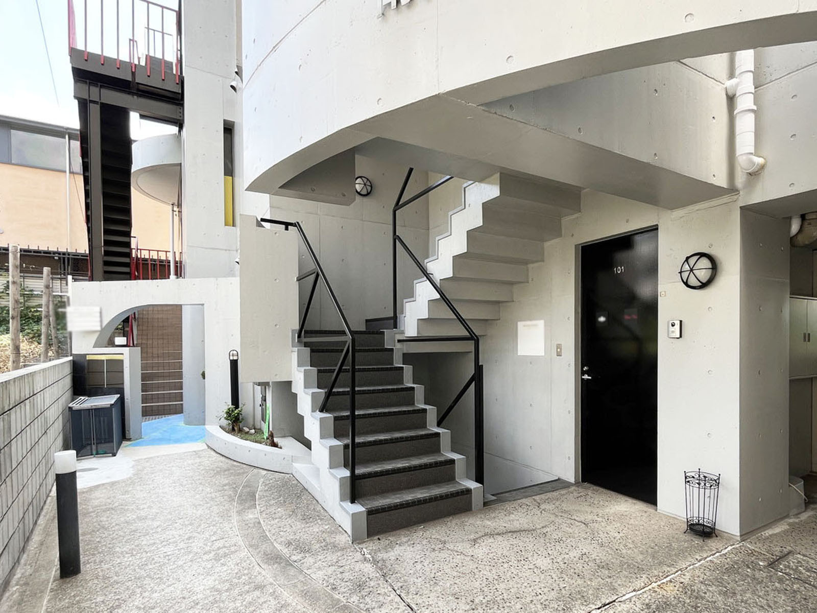 建物出入口