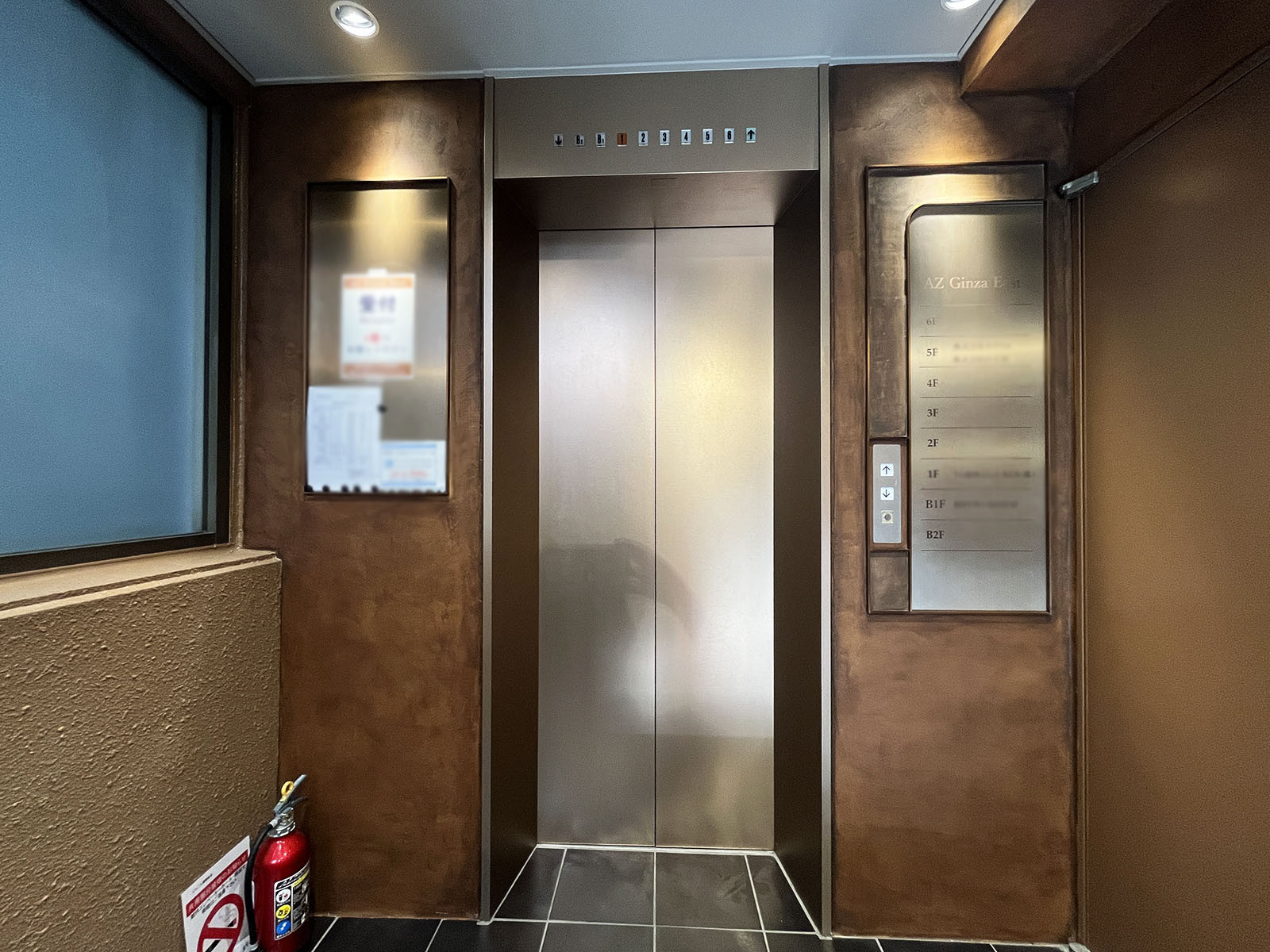 エレベーター(1基)