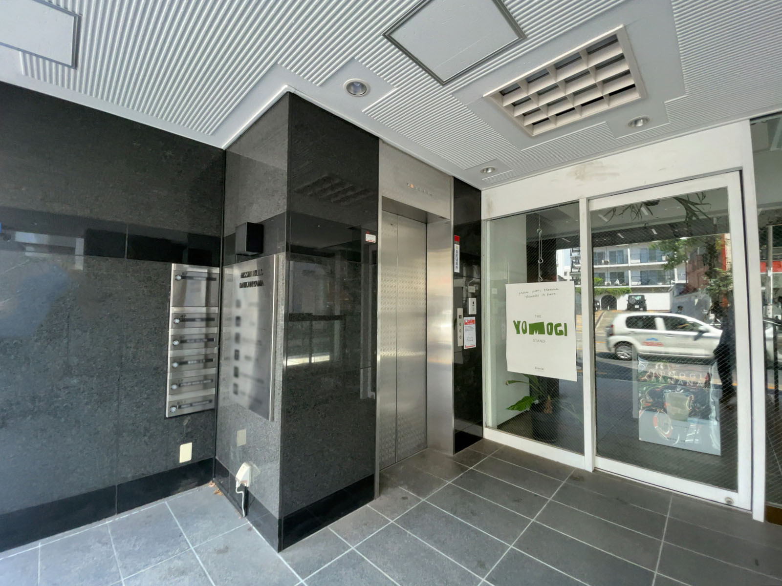 エレベーター(1基)
