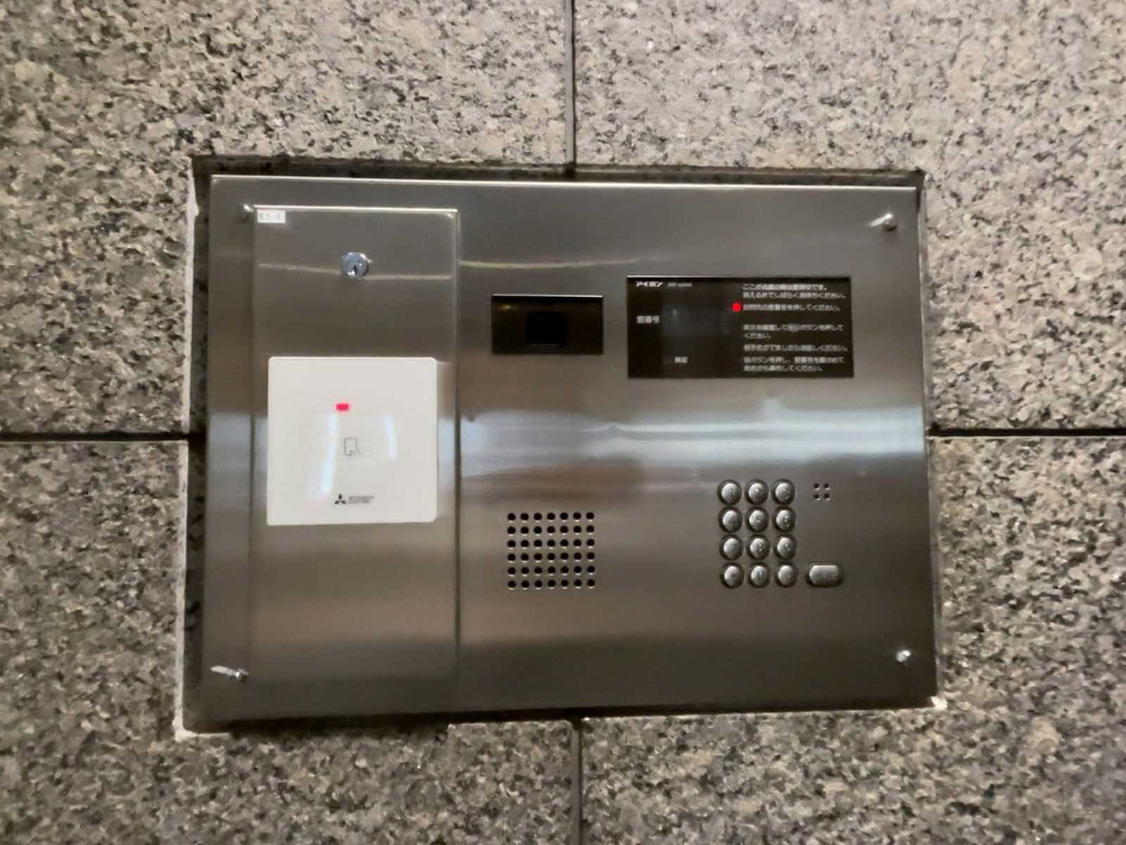 インターホン
