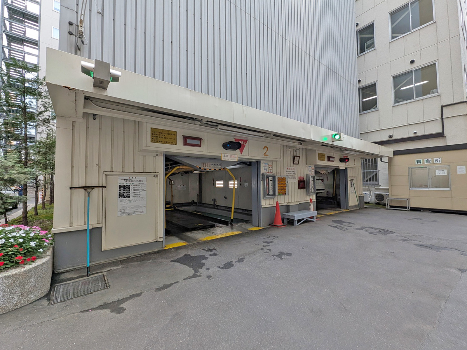 駐車場