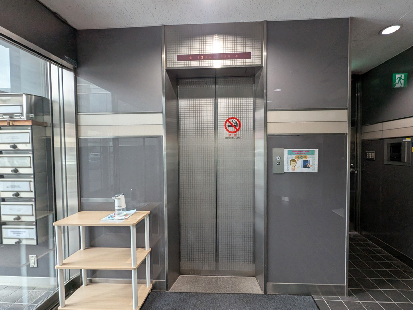 エレベーター(1基)