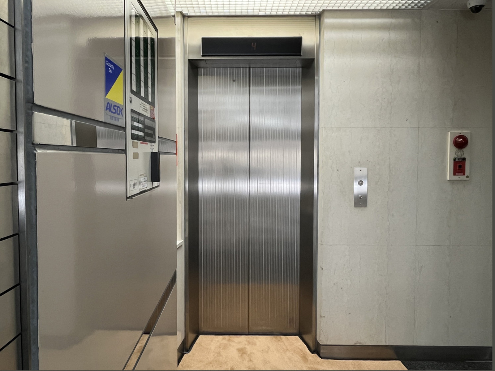 エレベーター(1基)