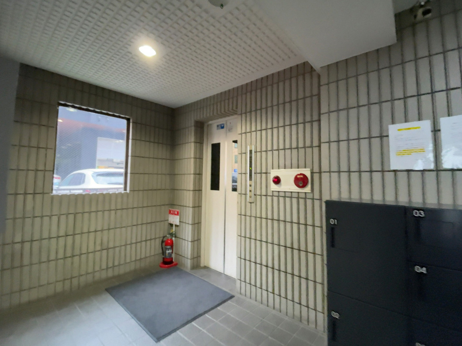 エレベーター(1基)